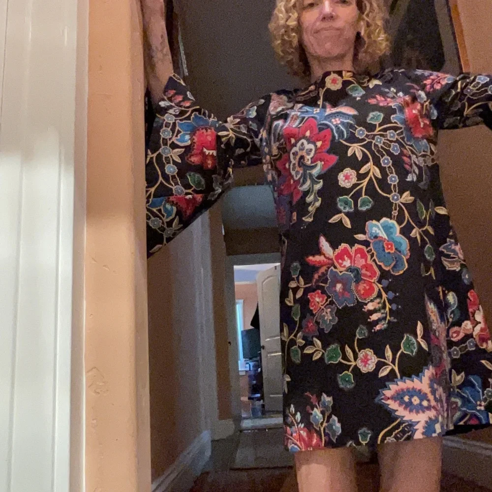 NWOT Floral ALICE & OLIVIA DRESS - Picture 10 of 11